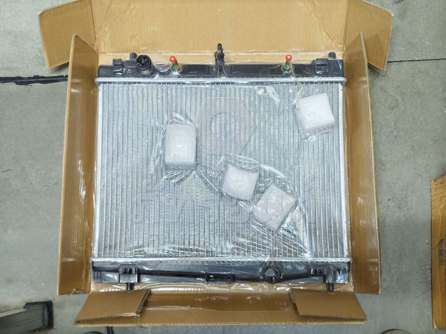 หม้อน้ำ TOYOTA VIOS'07-12,YARIS'06-12 16 มม. A/T